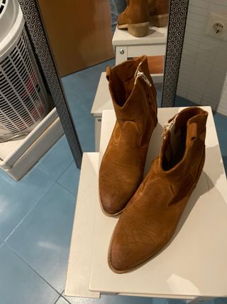 Botines camperos piel ante