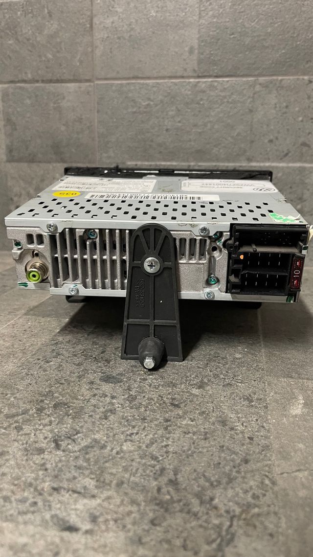 Radio VW Golf IV Polo Bora Passat RMT100