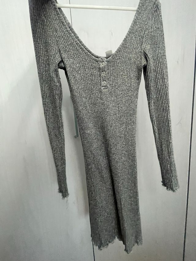 Vestido gris elástico manga larga