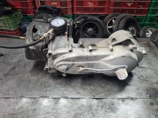 Motor Piaggio Vespa 49cc