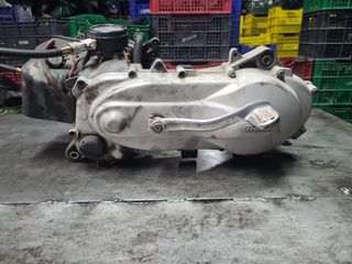 Motor Piaggio Vespa 49cc