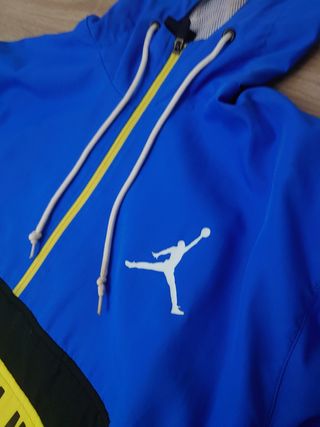 Cortavientos Jordan Azul y Amarillo