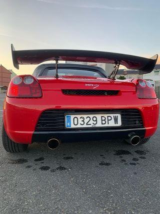 Toyota MR2 2002