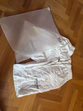 Pantalón corto ESSENTIALS blanco Talla S