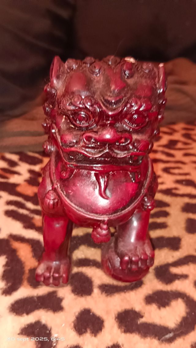 Dragón chino y 2 perros de Fu