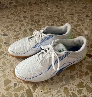 Zapatillas Fútbol Sala Puma Blancas y Azules