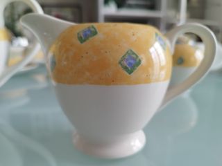 Juego de café de porcelana con diseño