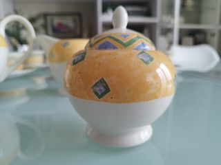 Juego de café de porcelana con diseño