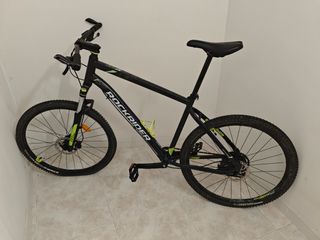 Bicicleta MTB Rockrider ST530