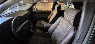 Mercedes-Benz Clase E 1989