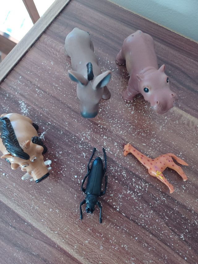 Set animali giocattolo