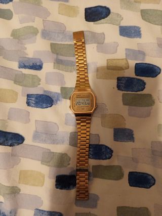 Reloj Casio Dorado Digital