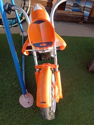 Moto Eléctrica Infantil 12V KTM