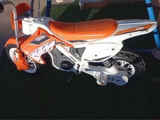 Moto Eléctrica Infantil 12V KTM