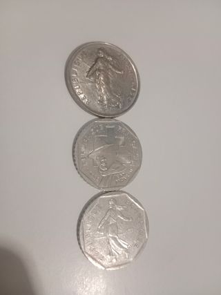 Monedas Francesas 5, 2 y 2 Francos