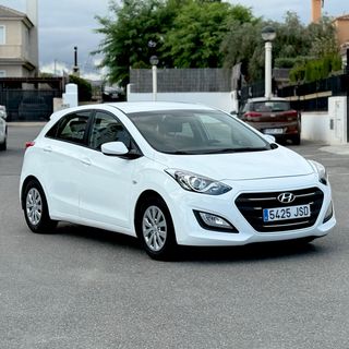 Hyundai i30 2016