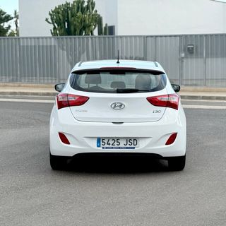 Hyundai i30 2016