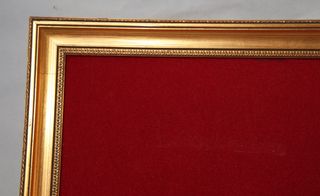 Marco Dorado con Fieltro Rojo
