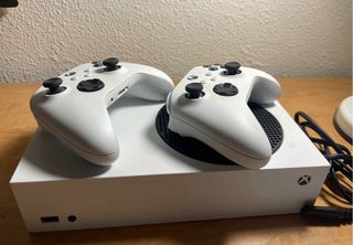Xbox Series S 512GB + 2 mandos