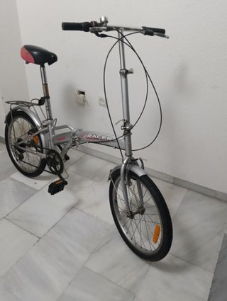 Bicicleta plegable Racer plateada