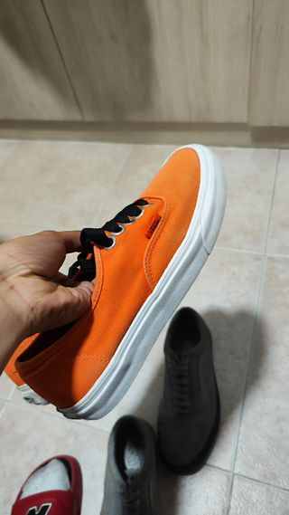 ¡¡¡ OFERTA !!! Lote Zapatillas Vans Gris y Naranja