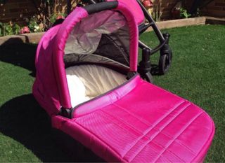 Carro de bebé UPPAbaby Vista fucsia