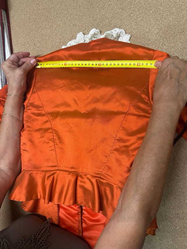 Corpiño de fallera naranja con encaje