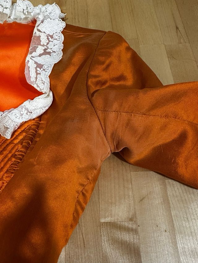 Corpiño de fallera naranja con encaje