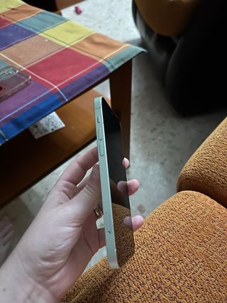 iPhone 12 en excelentes condiciones 