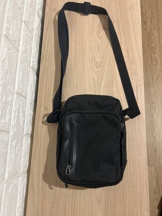 Bolsito Nike Negro