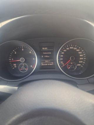 Volkswagen Golf 2011