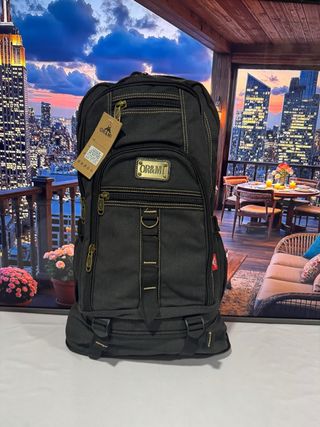 Mochila senderismo trekking negra nueva 