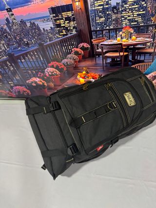Mochila senderismo trekking negra nueva 