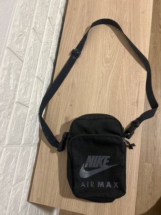 Bolsito Nike Air Max Negro