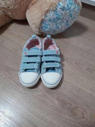 Zapatillas niña talla 34