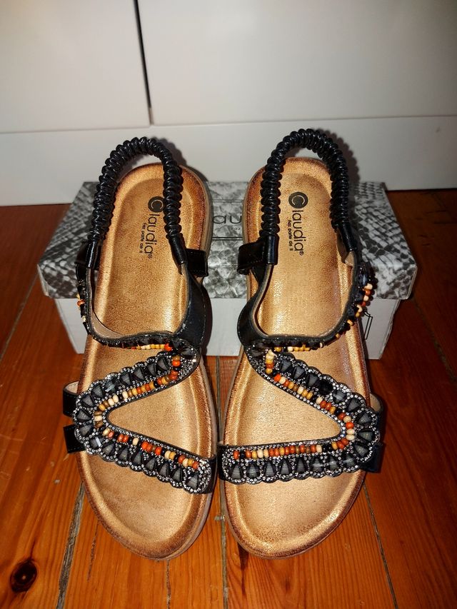 Sandalias planas negras