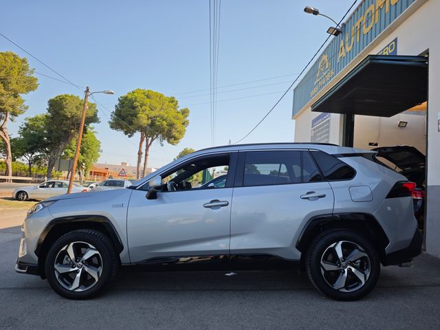 Toyota RAV4 HYBRIDO ENCHUFABLE DINAMYC IMPOLUTO