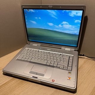 Portátil Compaq Presario V5000 - Windows XP