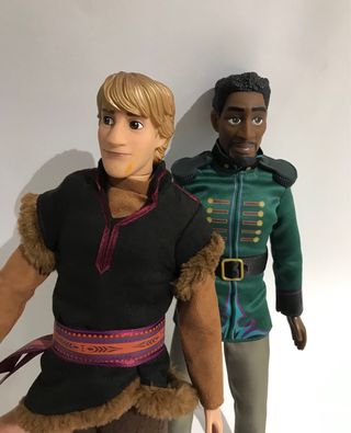 Dos Muñecos Frozen II