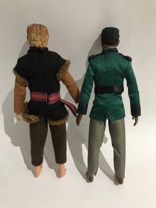 Dos Muñecos Frozen II