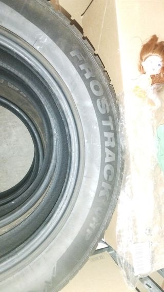Neumaticos invierno 225/60/18 104V