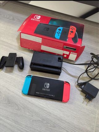 Consola nintendo Switch Azul y Rojo