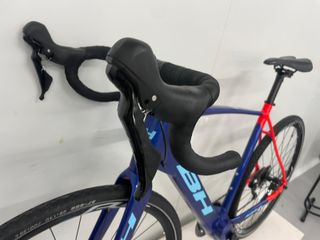 BICI ELECTRICA CARRETERA BH CORE 540WH 2 MANO T.L