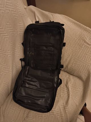 Mochila Militar Negra con estampado verde de 45L