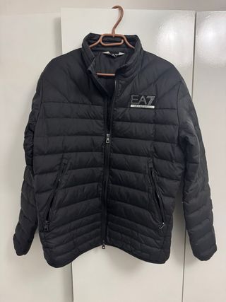 Chaqueta plumífero EA7 Talla M Negra