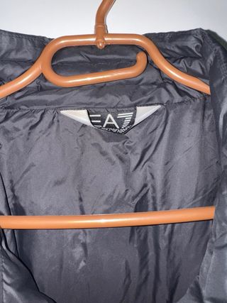 Chaqueta plumífero EA7 Talla M Negra