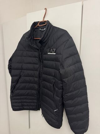 Chaqueta plumífero EA7 Talla M Negra