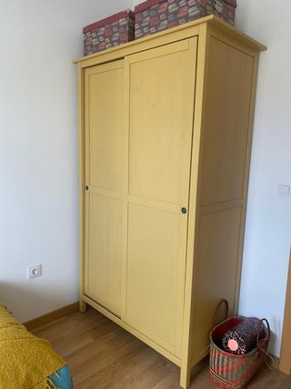 Armario Ikea Hemnes Amarillo