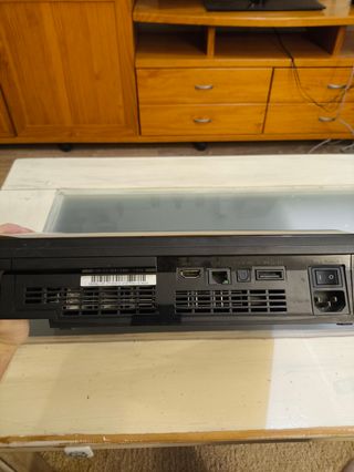 PS3 (PlayStation 3) FAT negra 
