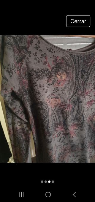 Camiseta algodón estampada gris y rosa